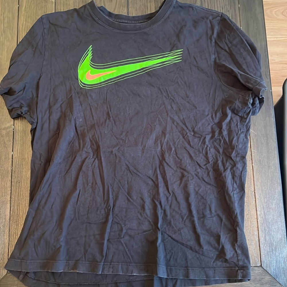 Nike Black green and orange swoosh short sleeve T Shirt XL
